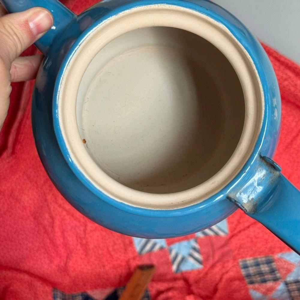 Vintage‎ Blue Enamelware Teapot Hinged Lid Farmhouse Rustic Kitchen Decor Retro